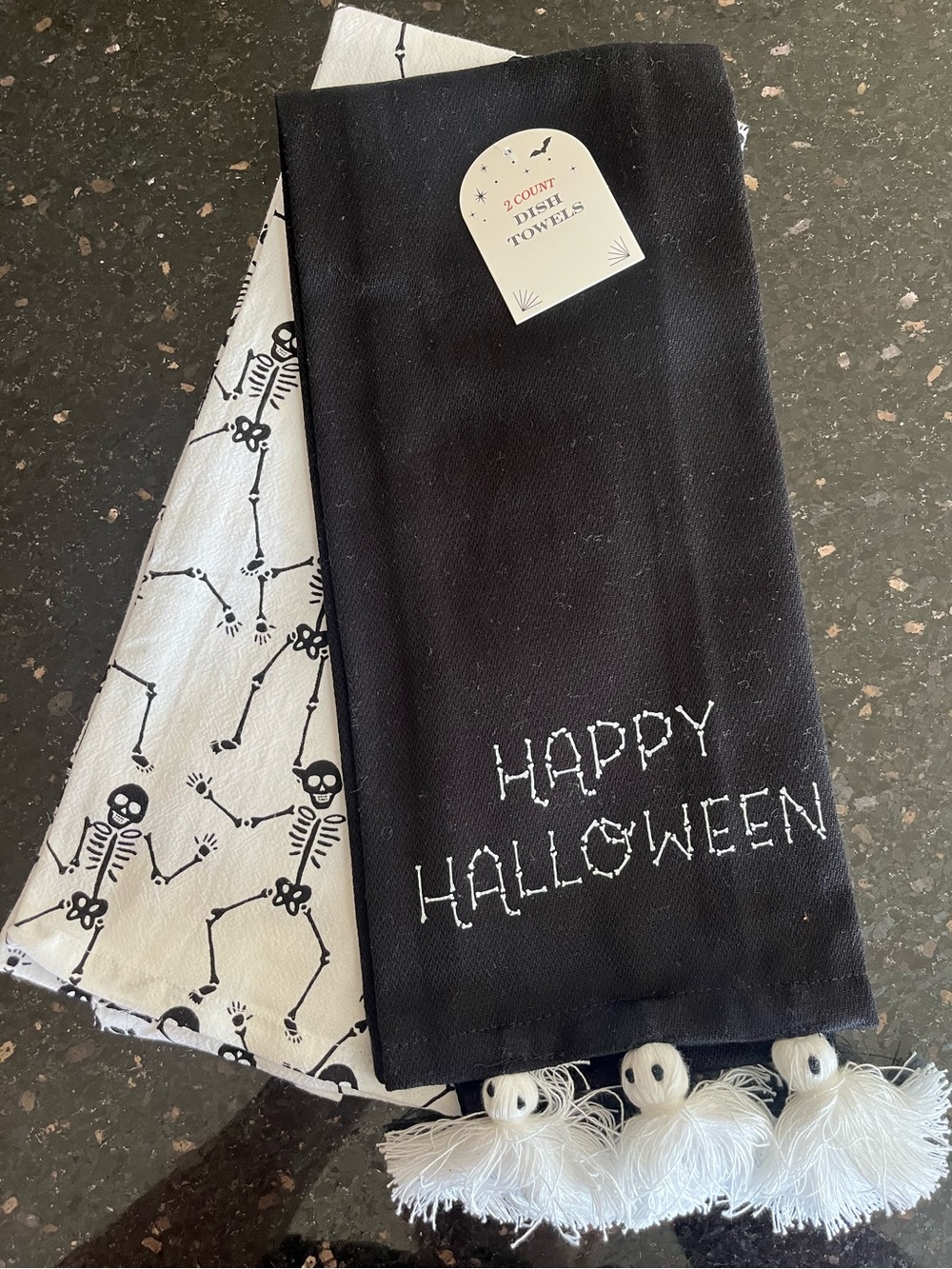 Halloween Dish Towels - 2 ct - pick one set - Picture 3 of 4